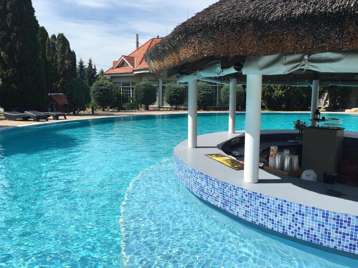 Apartment Poolside Apartman Siofok
