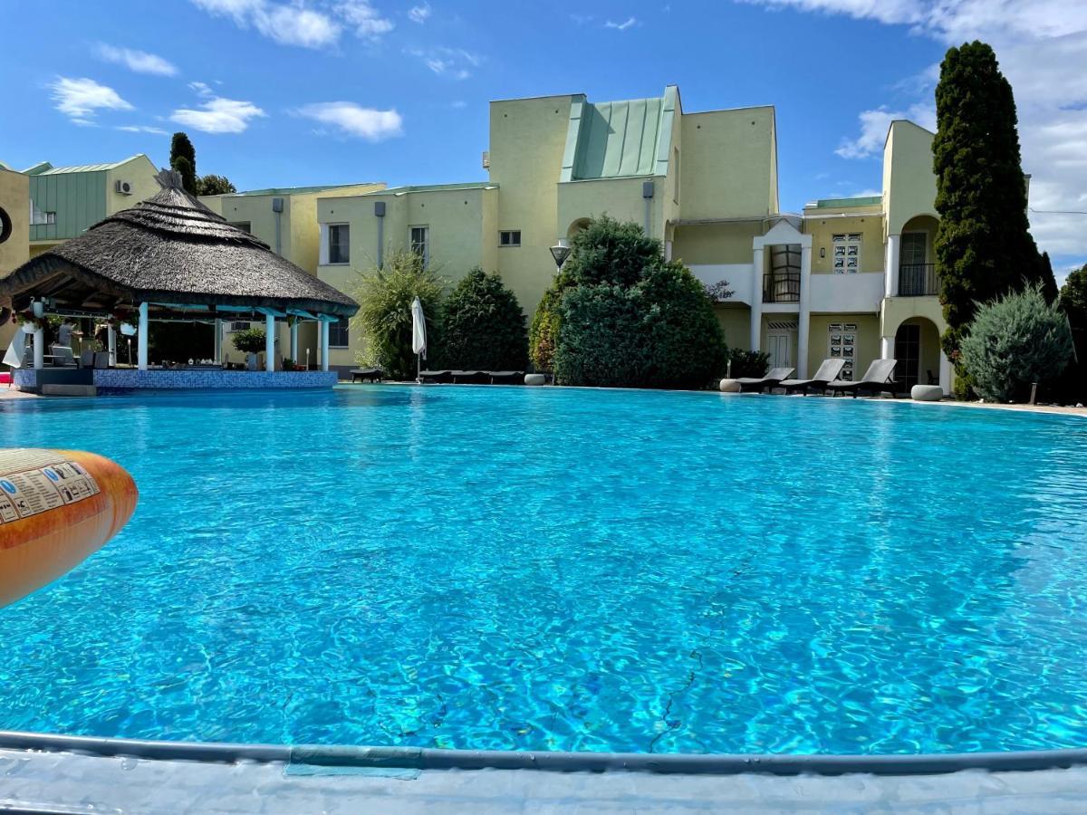 Poolside Apartman * Siofok